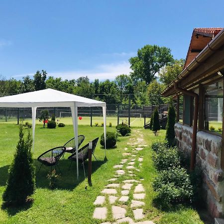 Villa Garden Falkovets Luaran gambar